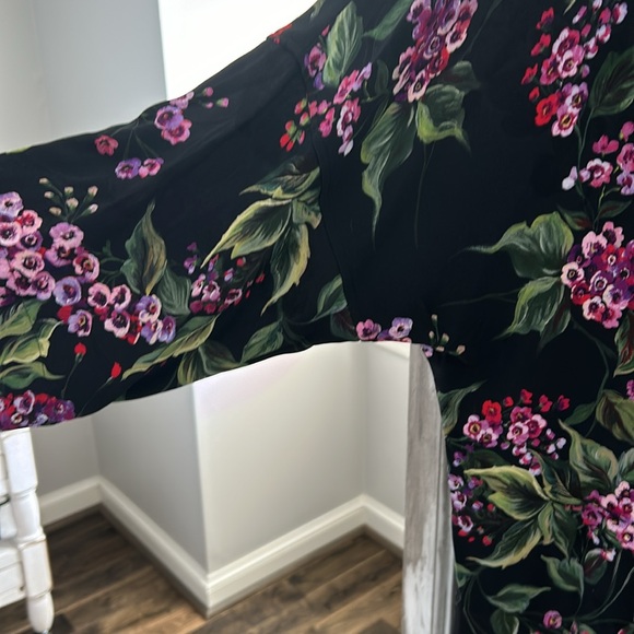 Vibrant Floral ESCADA Tunic, Size 42 (Large) - Picture 4 of 8